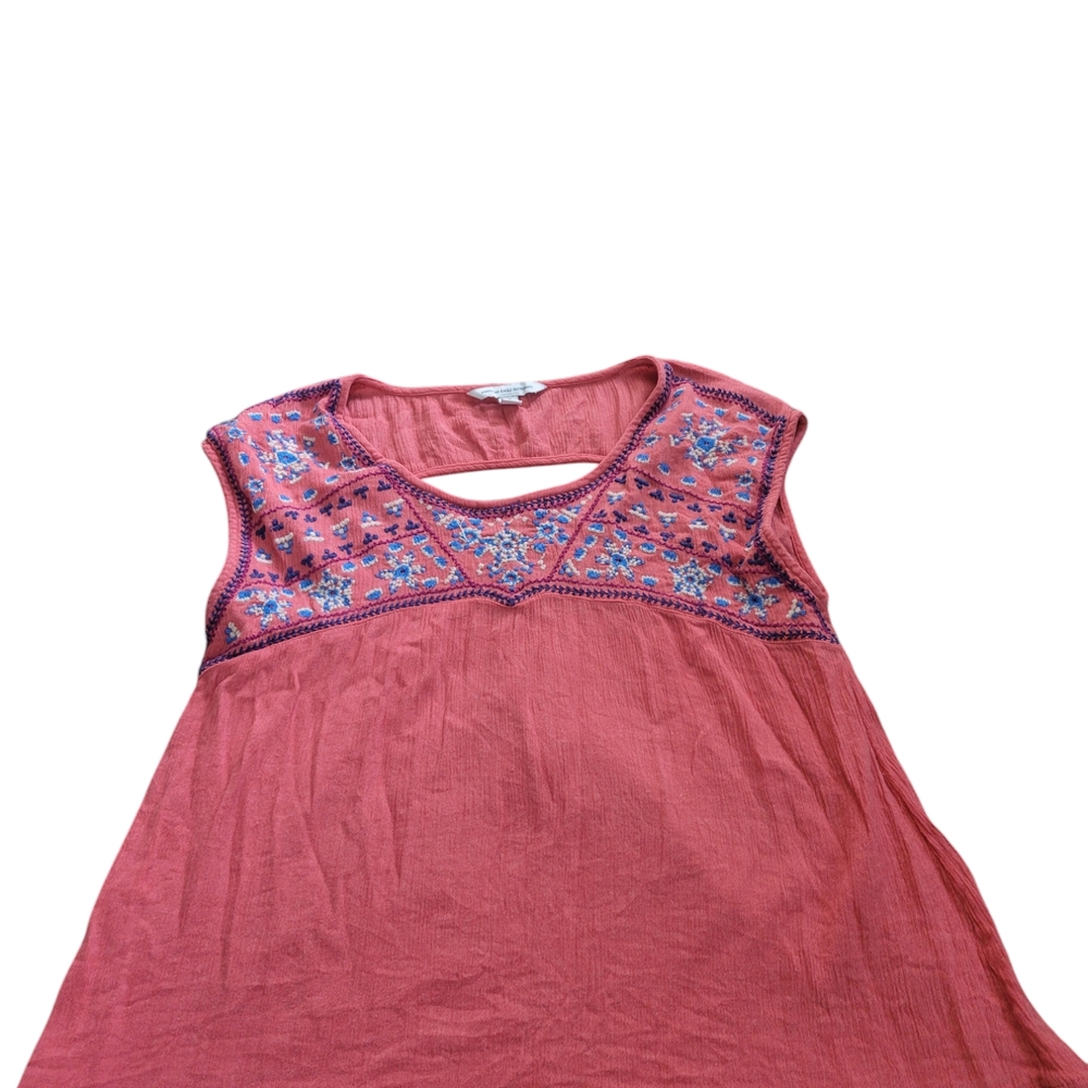 Embroidered Sleeveless Top - Red